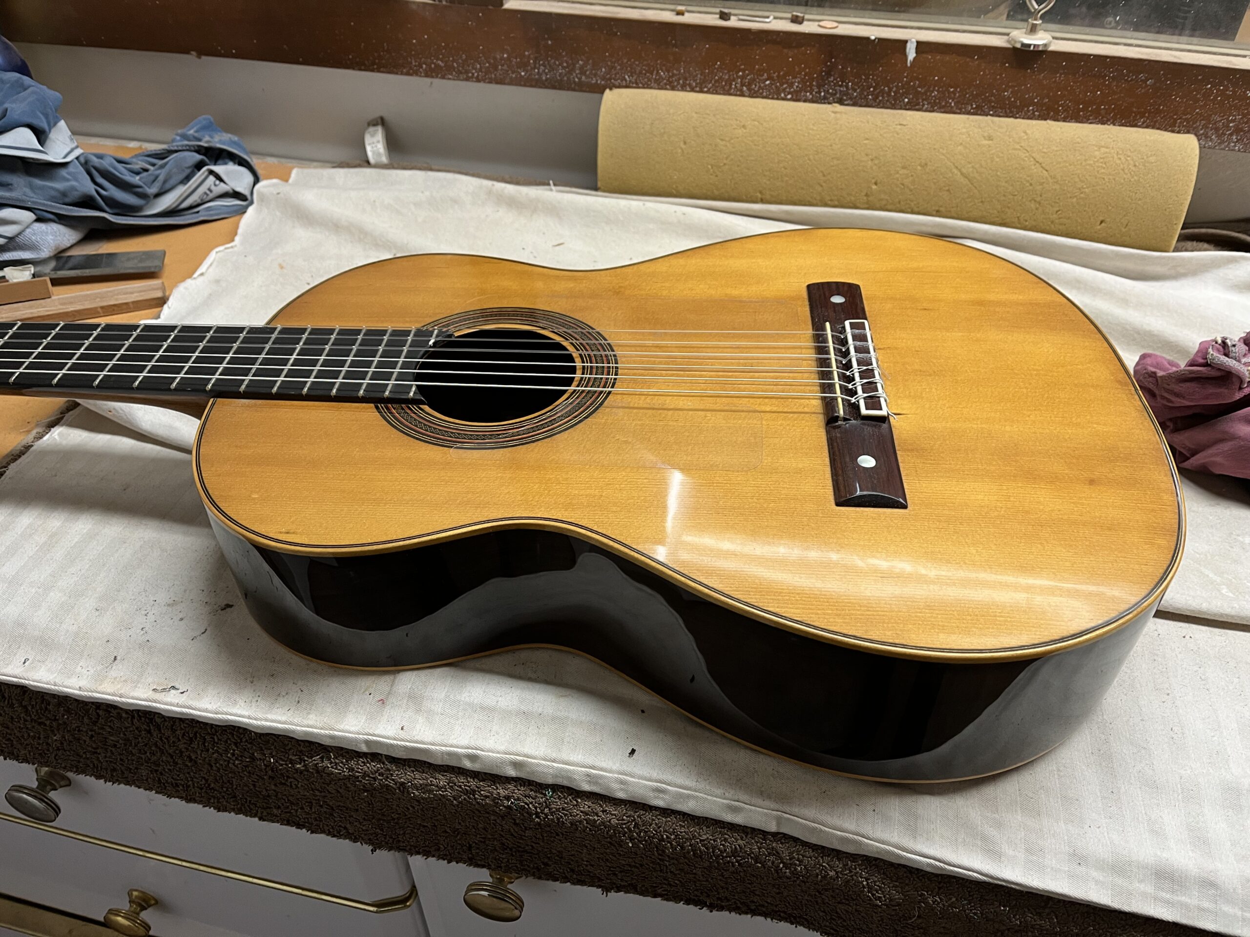 Spruce soundboard of the 1933 José Ramírez guitar after restoration