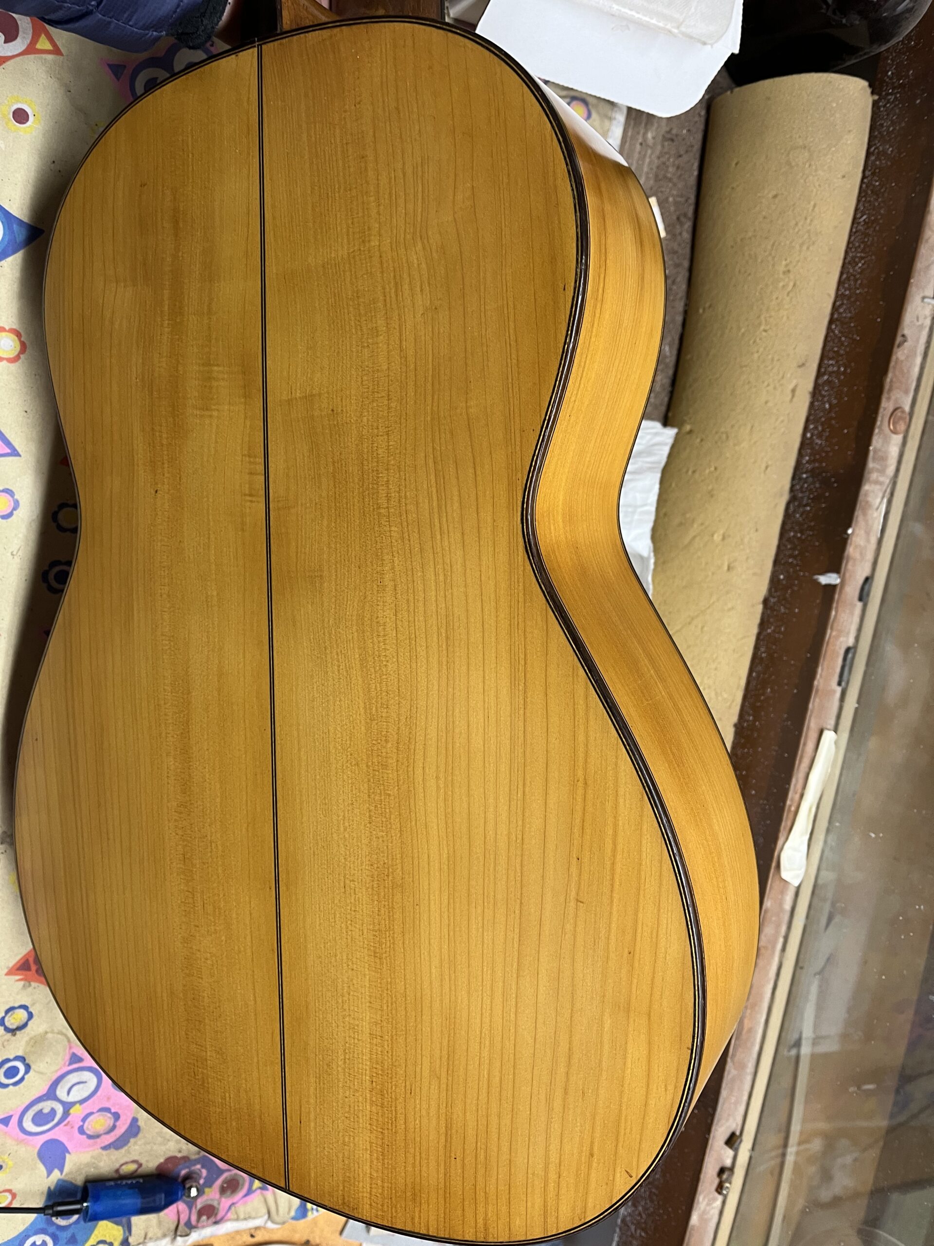 Fondo de ciprés de la guitarra flamenca Santos Hernández de 1933